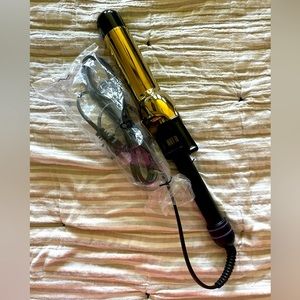 Hot Tools Curling Iron 💫